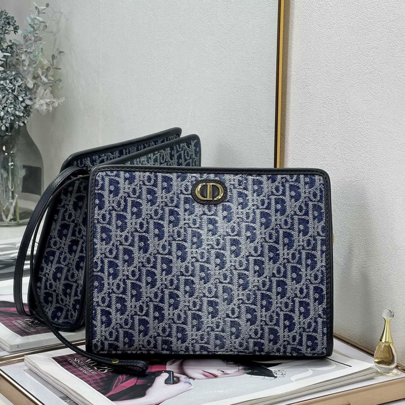 D*or clutch bags